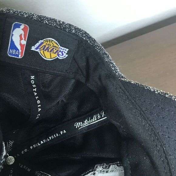 Los Angeles Lakers NBA Mitchell & Ness Hat Strapback Gray Fleck Mens One Size - Picture 6 of 12